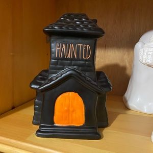 SOLD Rae Dunn haunted house